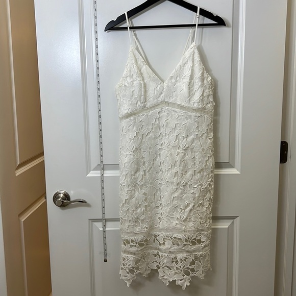 Astr Dresses & Skirts - ASTR Lace Dress